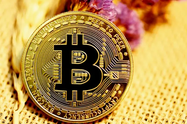 representacion digital de bitcoin y computacion cuantica amenaza de seguridad satoshi nakamoto